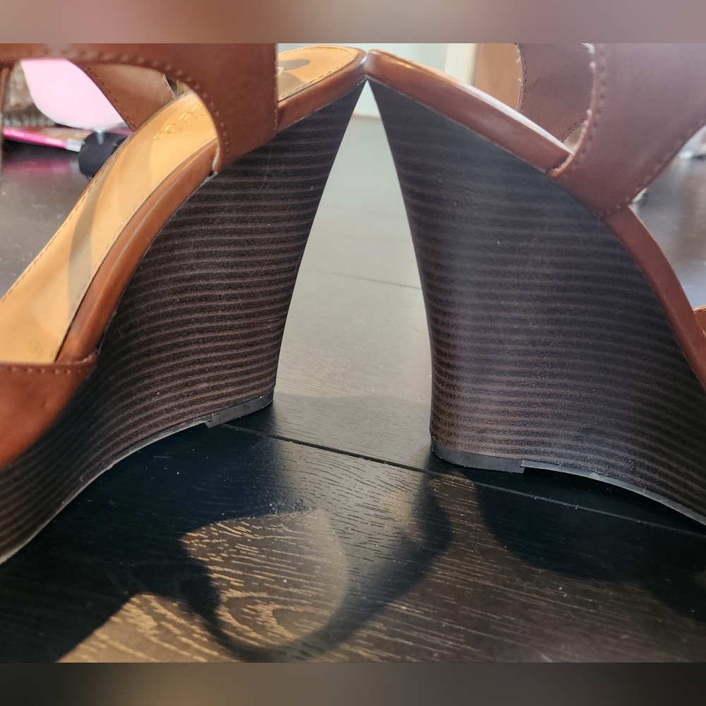 Candie's Wedge Shoe Great Conditon - Picture 7 of 8